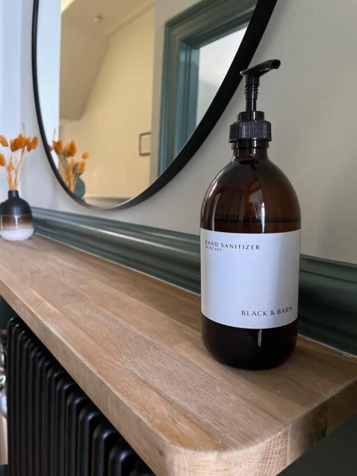 New Luxury For 2024 - Central Plymouth House - Sleeps 10 - Access To Plymouth Town - Close To The Barbican - Pets Welcome - Parking Available - By Luxe Living By Sophia エクステリア 写真