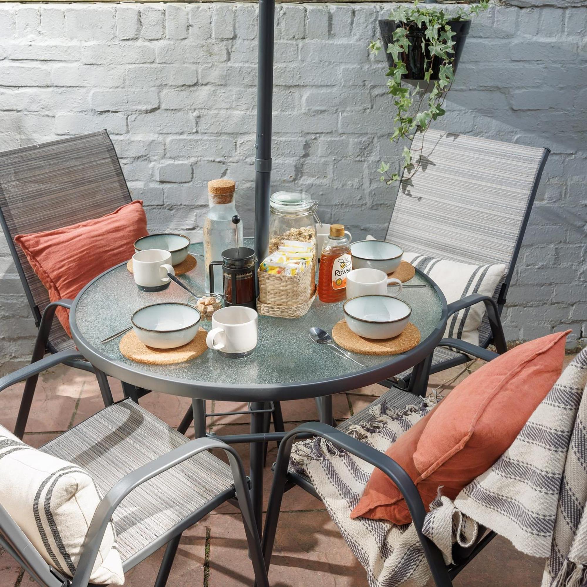 New Luxury For 2024 - Central Plymouth House - Sleeps 10 - Access To Plymouth Town - Close To The Barbican - Pets Welcome - Parking Available - By Luxe Living By Sophia エクステリア 写真